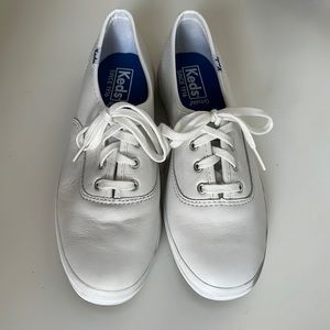 Keds | white leather size 6